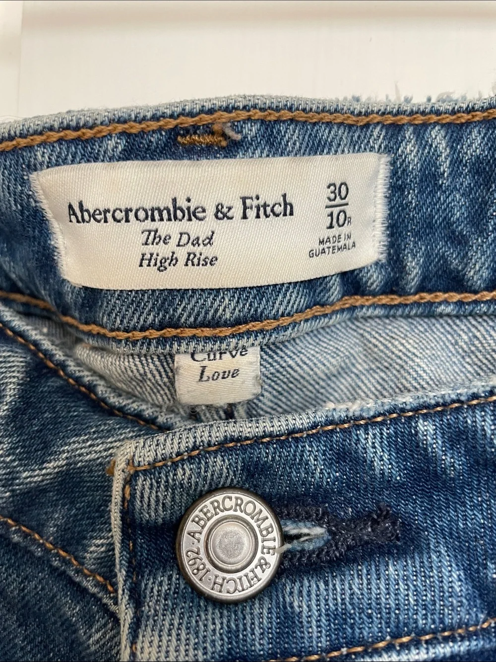 Abercrombie & Fitch Light Blue Boyfriend Jeans with Distressed Knee